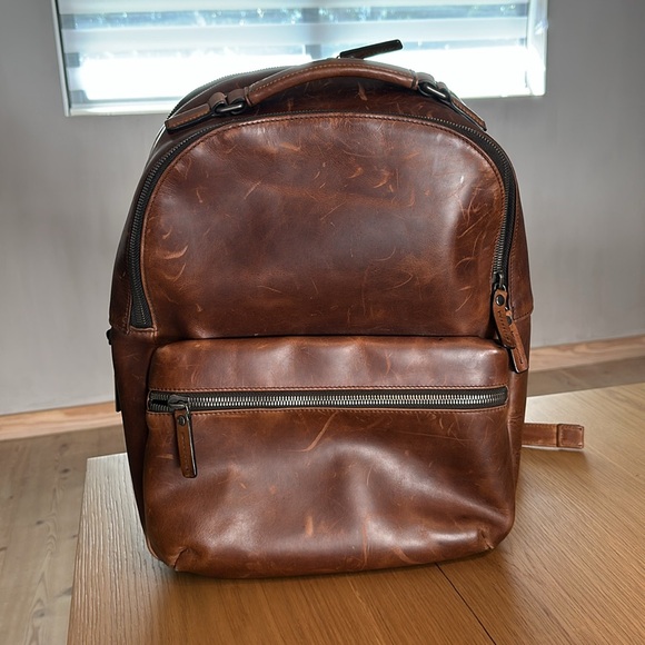 The Runwell Backpack - Picture 2 of 8